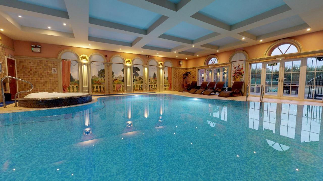 Grosvenor Pulford Hotel & Spa المظهر الخارجي الصورة